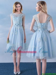Sweet Scoop Cap Sleeves Tulle Knee Length Lace Up Quinceanera Dama Dress in Light Blue for with Appliques and Belt