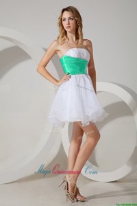 A-line Court Dresses for Sweet 16 White Strapless Organza Sleeveless Mini Length Zipper
