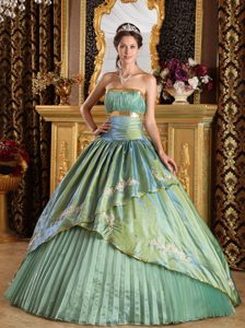 Brand New Ruched Appliques La Quinceanera Dresses Pleat in Newcastle