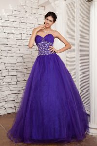 Modest Purple Sweetheart Tulle Dresses for a Quinceanera with Beading