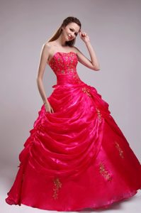 Hot Sale Red Pick-ups Strapless Vestidos De Quinceanera with Beading