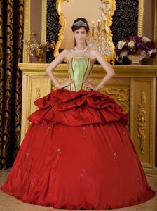 Sophisticated Strapless Quinceanera Gown with Pick-ups in Townsville