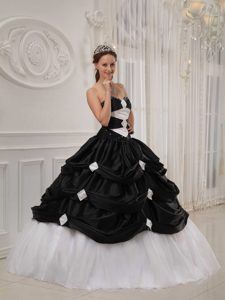 Fabulous Black and White Quinceanera Party Dress Beaded Sweetheart