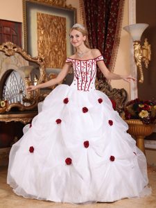 Off the Shoulder White Quinceanera Party Dresses Hand Made Flowers