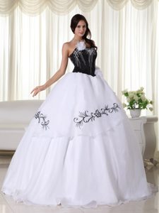 White Organza Strapless Dresses for Sweet 15 Embroidery in Hamilton