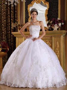 White Quinceanera Dress in floor-length with Appliques and Beading for 2013