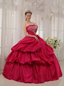 Coral Red Taffeta Quinceanera Dress with Beading and Flowers Decoration