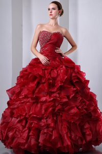 Wine Red Sweetheart Quinceanea Dress with Beading and Ruffled Skirt