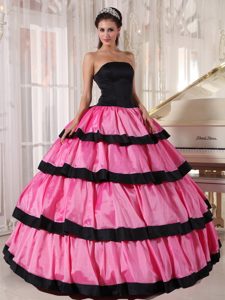 Black and Hot Pink Dress 15 with Ruffled Layers in Guarulhos Brazil