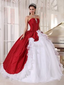 Wine Red and White Dresses Quinceanera with Beading and Flouncing