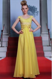 Elegant Scalloped Yellow Ball Gowns Beading and Appliques and Pleated Prom Dress Side Zipper Chiffon Short Sleeves Floor Length