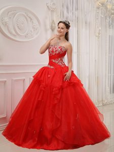 Best Red Organza Strapless Quince Dresses with Beading and Ruffles