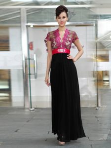 Gorgeous Red And Black V-neck Neckline Appliques and Ruching Prom Dresses Short Sleeves Zipper