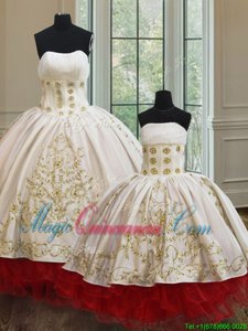 Beautiful Ruffled Ball Gowns Ball Gown Prom Dress White and Red Strapless Organza and Taffeta Sleeveless Floor Length Lace Up