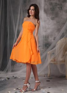 Orange Strapless Knee-length Chiffon Dama Dress in Backband Germany