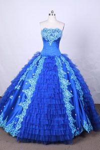 Blue Appliques Beading Quinceanera Dresses Ruffled in Kent