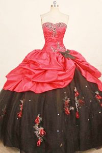 Taffeta Black and Red sweetheart Appliques Quince Dresses