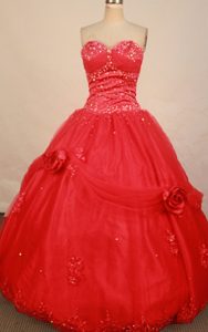 Appliques Beaded Red New Style Quinceanera Dress with Hand Made