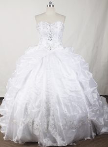 Brush Train Beading Appliques White Dress for Sweet 16 Quinceanera