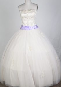 Tulle White Strapless Appliques Sweet 15 Quinceanera Dress with Belt