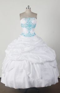 Discount White Strapless Beading Quincenera Dresses in Cajamarca
