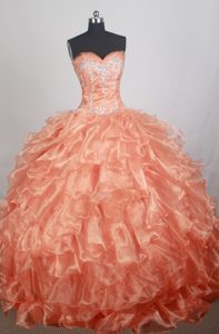 Sweetheart Appliques Beading Ruffled Organza Quinceaneras Dresses
