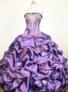 Pick-ups Purple Strapless Quinceanera Dress with Appliques and Hand Made Flower