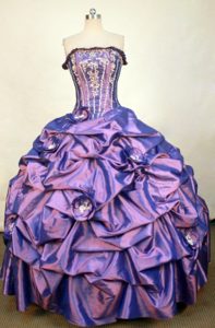 Hand Made Flowers and Pick-ups Strapless Purple Sweet Sixteen Dresses