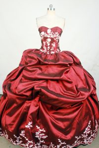 Ruche Strapless Pick-ups Wine Red Beading and Appliques Dresses For 15