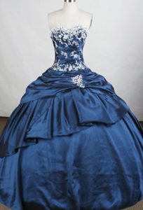 Beading and Appliques Sweetheart Taffeta Quinceanera Dresses in Blue