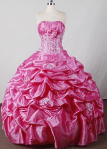 Pink Sweet Sixteen Dresses with Layered Ruffles and Hand Flowers