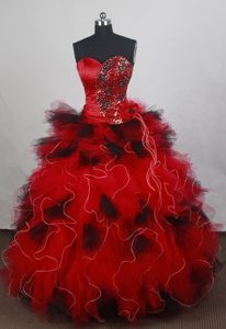 Red and Black Sweet Sixteen Quinceanera Dresses with Full Tucks