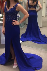 V-neck Sleeveless Mother Of The Bride Dress Sweep Train Beading and Appliques Royal Blue Satin