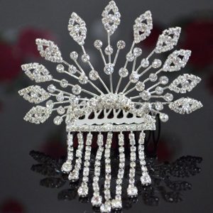 Luxurious Tiara With Rhinestone Adorned