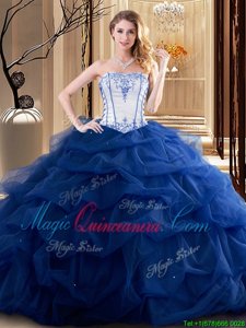 Ruffled Floor Length Ball Gowns Sleeveless Blue And White Quince Ball Gowns Lace Up