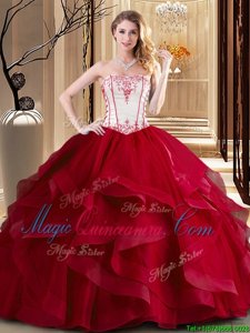Beautiful White And Red Ball Gowns Embroidery Quince Ball Gowns Lace Up Tulle Sleeveless Floor Length